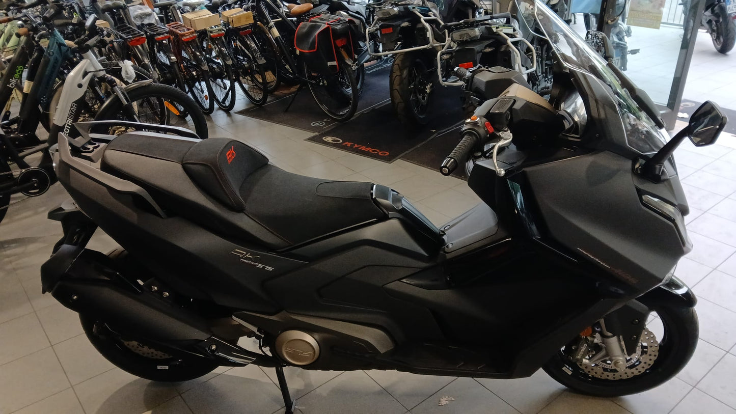 KYMCO AK 575 (2025)