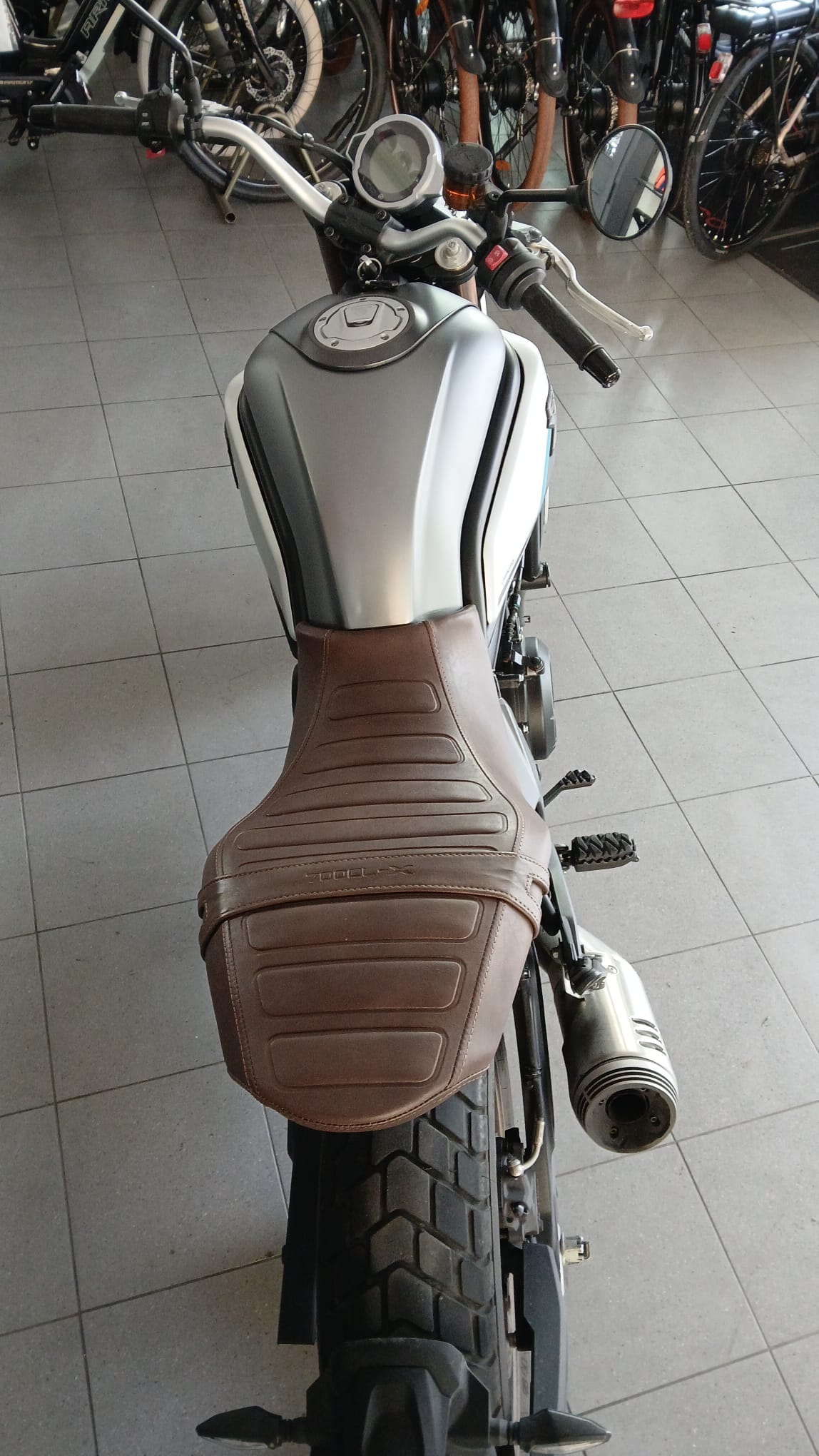 CFMOTO 700CL-X Heritage (2021 - 24)