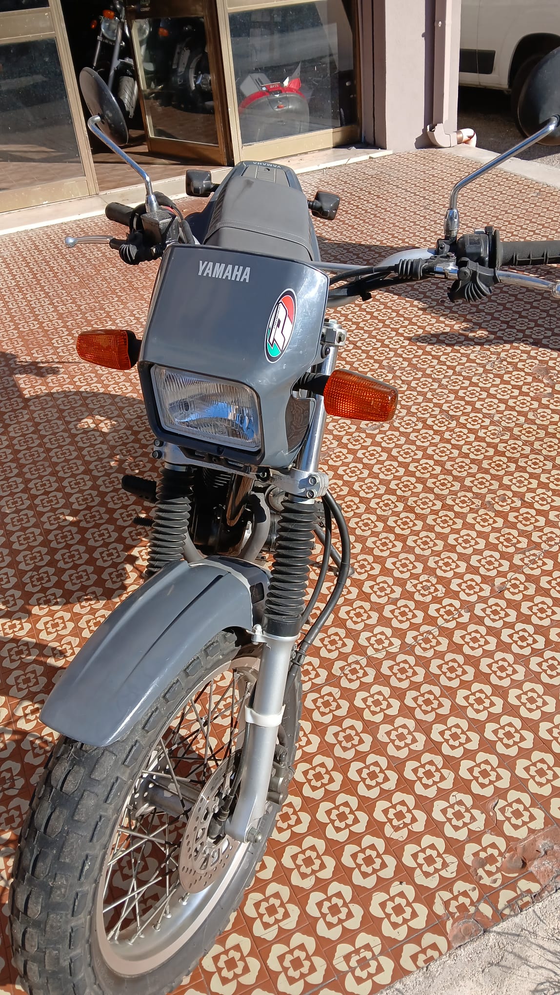 YAMAHA TW 125