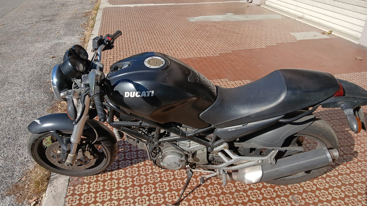 DUCATI MONSTER 800