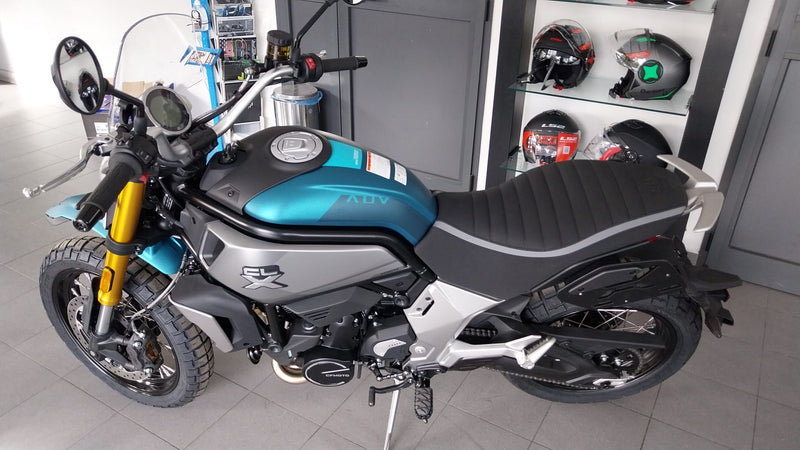 Cf.moto 700 adv