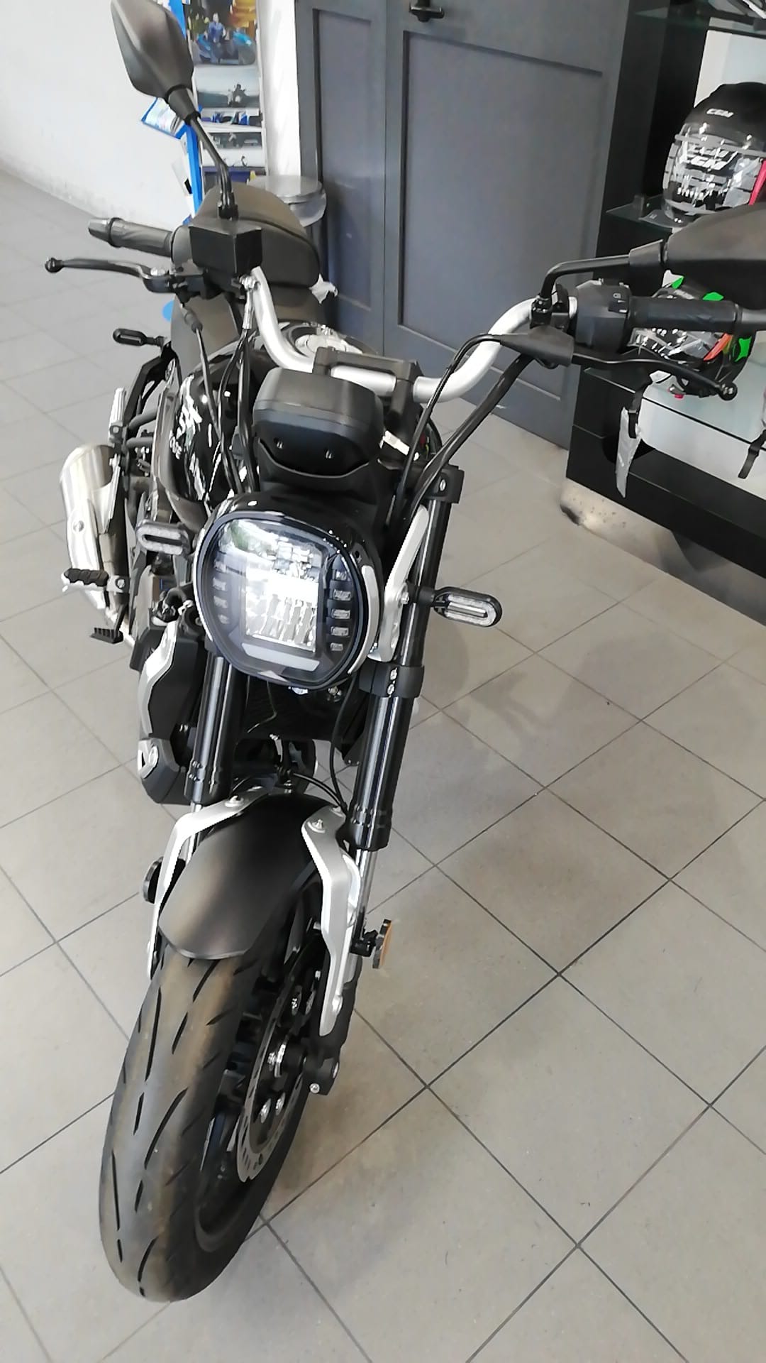 Voge Trofeo 300AC