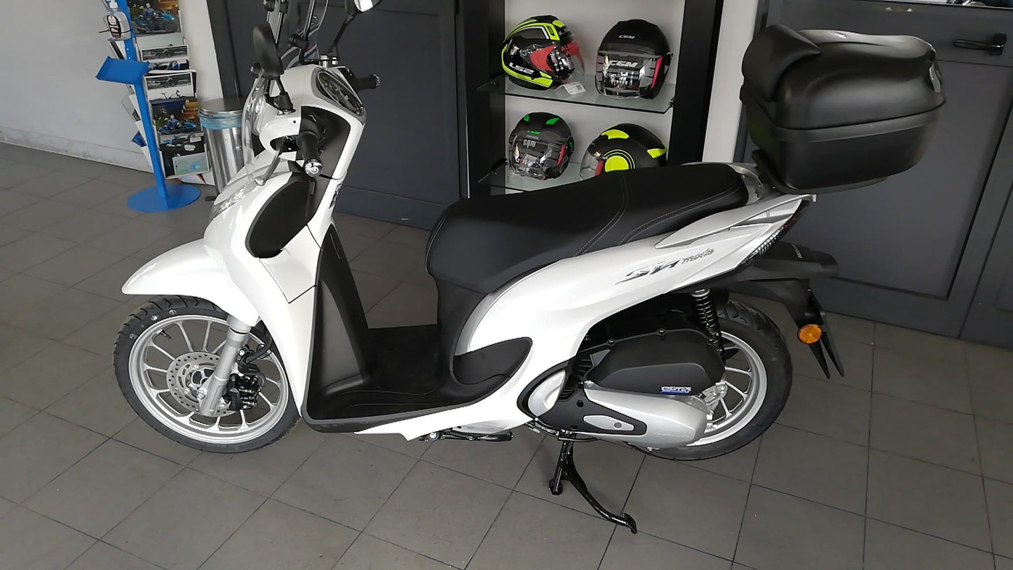 Vetro Due Ruote Sh 125 Usato Honda SH 125 I (2005 08), Prezzo E