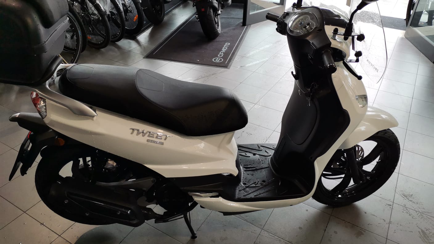 Peugeot Tweet 125i Active