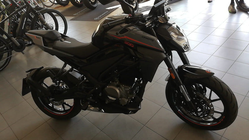 CF MOTO 300 NK