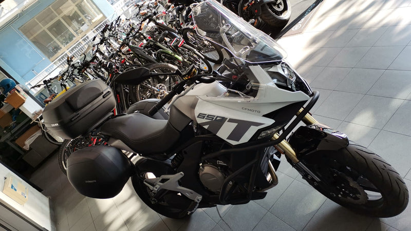 CFMOTO 650 MT (2021 - 22)