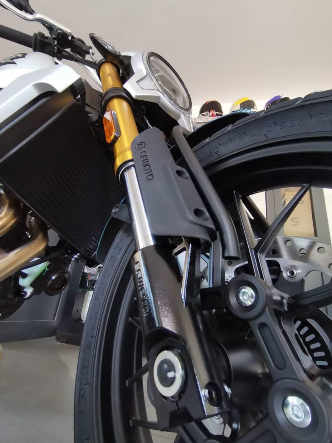 CF MOTO CL-X 700 HERITAGE (2023-24)