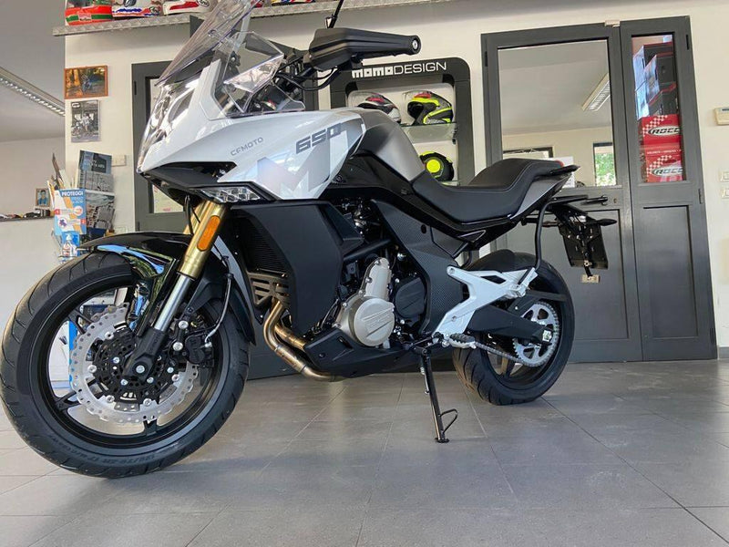 CFMOTO 650 MT (2021)